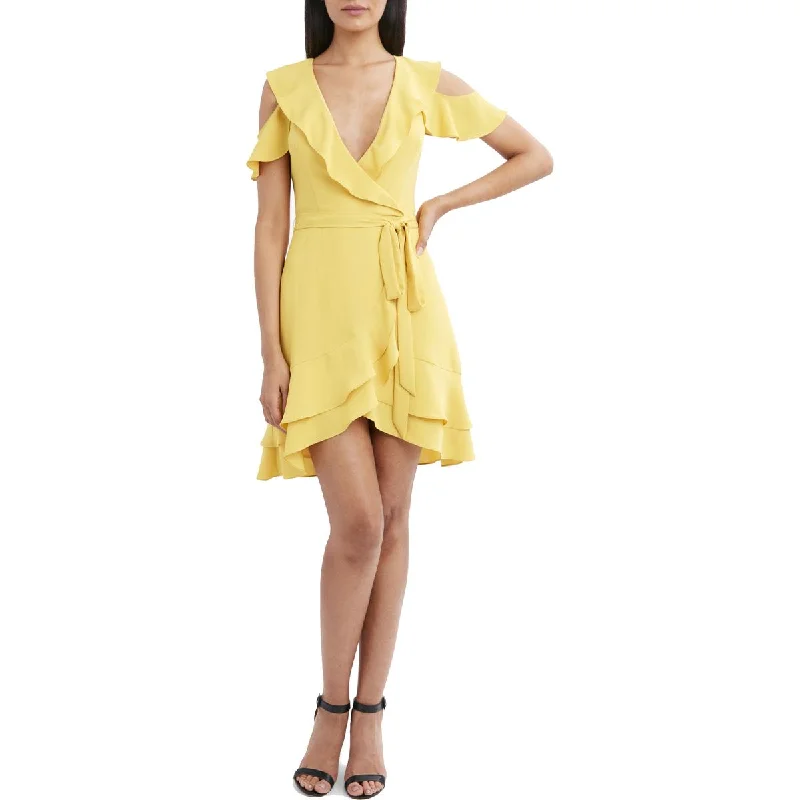 BCBGMAXAZRIA Womens Tiered Faux Wrap Mini Dress Fashionable Button-Front Mini Dress