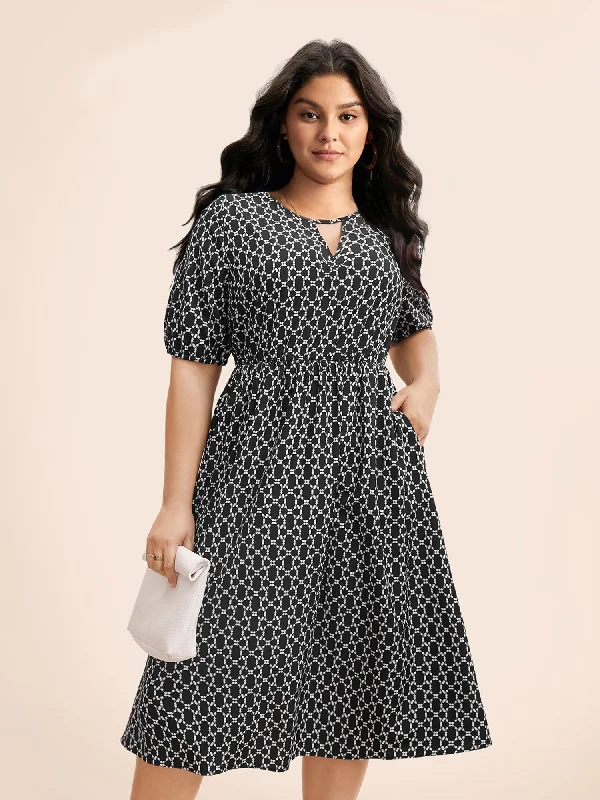 Geometric Keyhole Lantern Sleeve Midi Dress