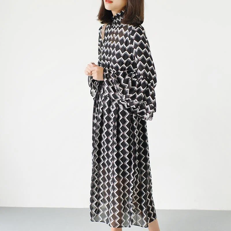 black high neck chiffon maxi dresses print fabric long sleeve beach dresses Comfortable Bohemian Maxi Dress black high neck chiffon maxi dresses print fabric long sleeve beach dresses Comfortable Bohemian Maxi Dress