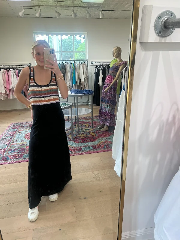 Lilla P Crochet Insert Maxi Dress Elegant Pleated Maxi Dress