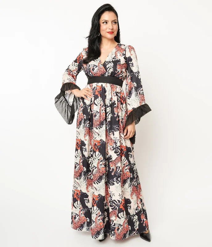 Unique Vintage 1970s Black Jungle Cat Print Maxi Dress Comfortable Casual Maxi Dress Unique Vintage 1970s Black Jungle Cat Print Maxi Dress Comfortable Casual Maxi Dress
