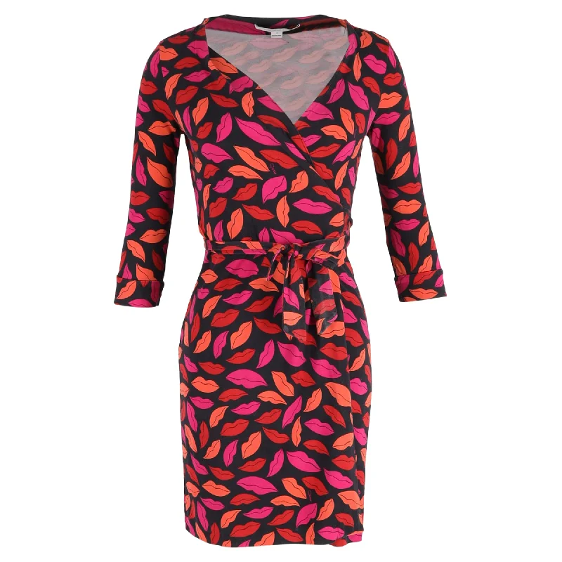 Diane von Furstenberg Julian Printed Wrap Dress in Red Silk