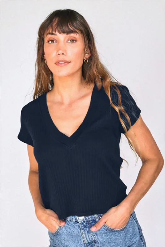 Perfect White Tee Bobby Variegated Rib V Neck Tee in Navy