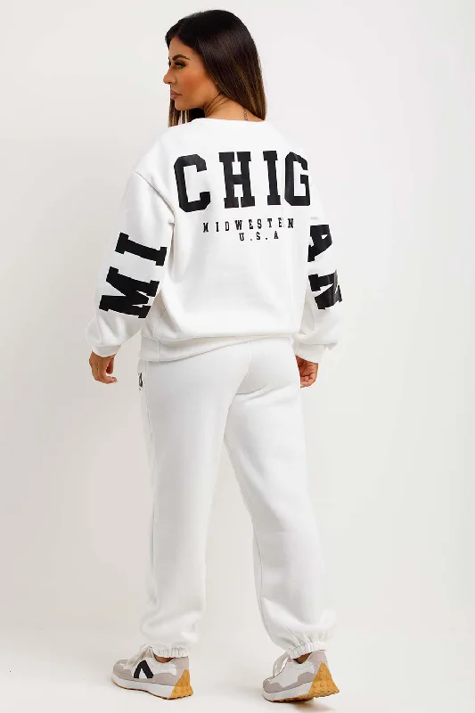 White Sweatshirt And Joggers Tracksuit With Michigan Slogan