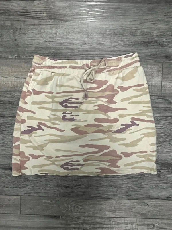 44* NORTH CAMO SKIRT