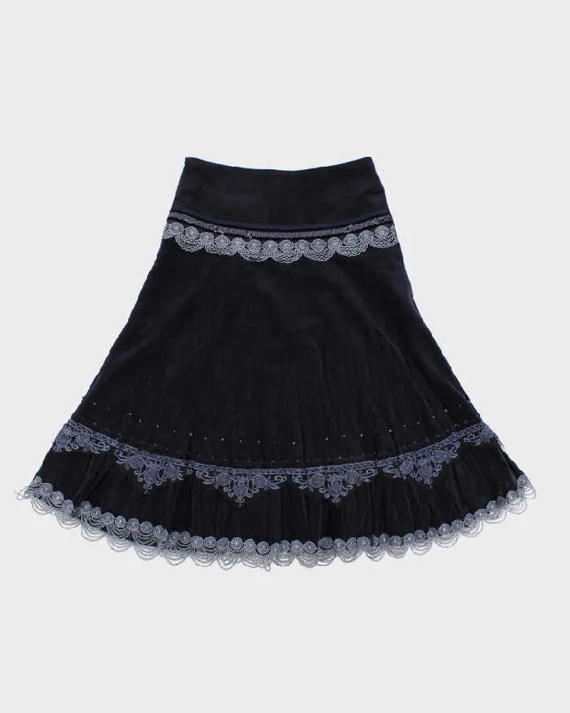 Vintage Woman's Navy Patterned Flowy Skirt - w28