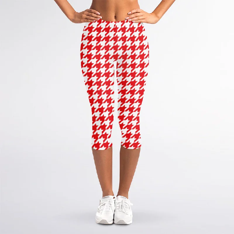 Red And White Houndstooth Pattern Print Women's Capri Leggings Elegant Printed Leggings with Pockets Red And White Houndstooth Pattern Print Women's Capri Leggings Elegant Printed Leggings with Pockets