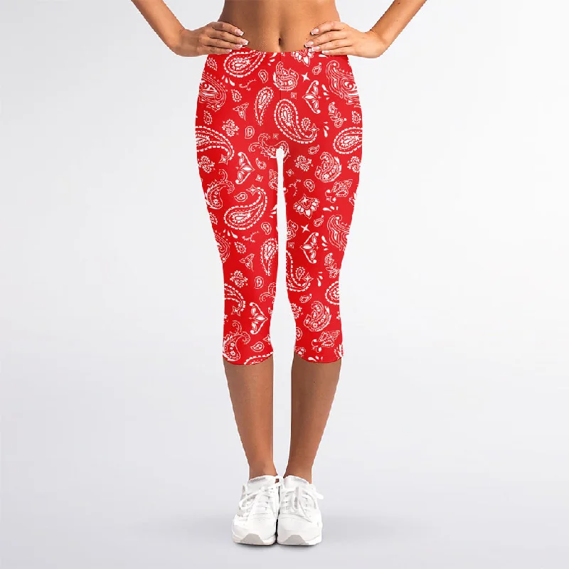 Red Paisley Bandana Pattern Print Women's Capri Leggings Trendy Ombre Effect Leggings Red Paisley Bandana Pattern Print Women's Capri Leggings Trendy Ombre Effect Leggings